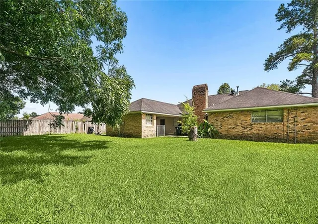 15th image of 12467 Sherbrook Dr, Baton Rouge, LA 70815 | MLS# 2564137