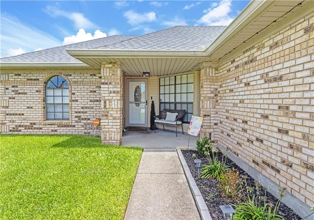 4th image of 2549 Foliage Dr, Marrero, LA 70072 | MLS# 2563339