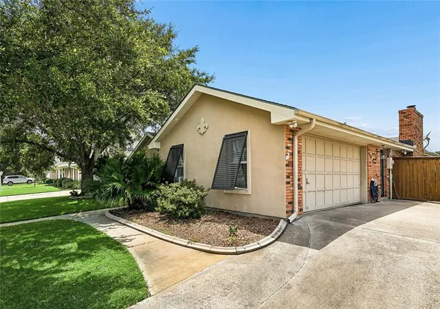 2nd image of 138 Pebble Beach Dr, Slidell, LA 70458 | MLS# 2564471