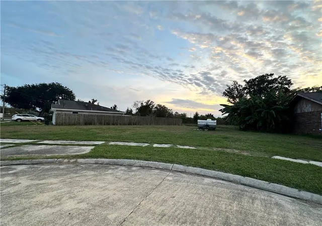 Homes for sale in Violet, LA | 2605 Shannon Dr, Violet, LA 70092 | MLS# 2564605