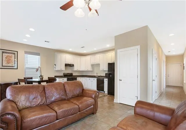 Photo 3 of Condo for sale at 8629 Zimple St #8629, New Orleans, LA 70118 | MLS# 2564440 | Listing updated on 2026-07-15