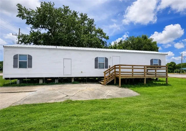 Homes for sale in Port Sulphur, LA | 122 North St, Port Sulphur, LA 70083 | MLS# 2564375