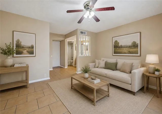 Homes for sale in Metairie, LA | 6320 Riverside Drive, Metairie, LA 70003 | Houzeo