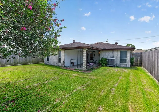Photo 2 of Single family home for sale at 1217 Cleary Ave, Metairie, LA 70001 | MLS# 2564665 | Listing updated on 2026-08-28