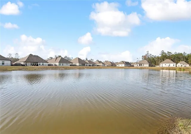 Homes for sale in Ponchatoula, LA | 39565 White Sand Ln, Ponchatoula, LA 70454 | MLS# 2564688