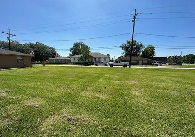 Homes for sale in Violet, LA | 2608 Guerra Dr, Violet, LA 70092 | MLS# 2564717
