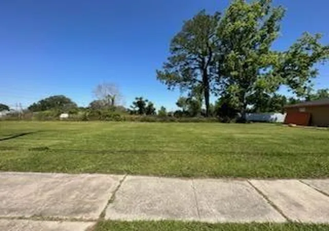 Homes for sale in Violet, LA | 2608 Guerra Dr, Violet, LA 70092 | MLS# 2564717
