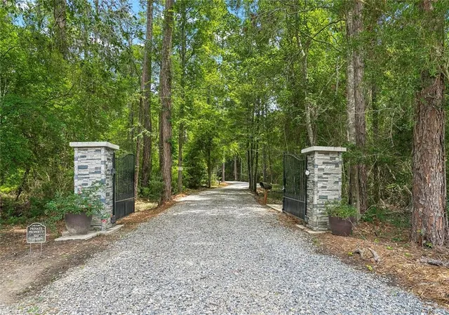3rd image of 132 Pine Oak Dr, Covington, LA 70433 | MLS# 2564266