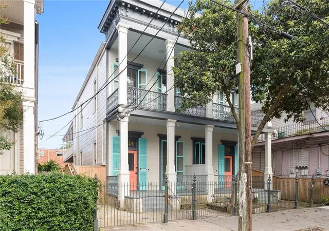 Homes for sale in New Orleans, LA | 1414 16 Magazine St, New Orleans, LA 70130 | MLS# 2563277