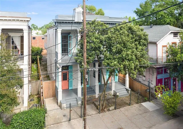 Homes for sale in New Orleans, LA | 1414 16 Magazine St, New Orleans, LA 70130 | MLS# 2563277