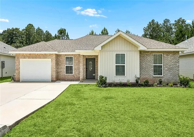 1st image of 70319 State St, Mandeville, LA 70471 | MLS# 2564728