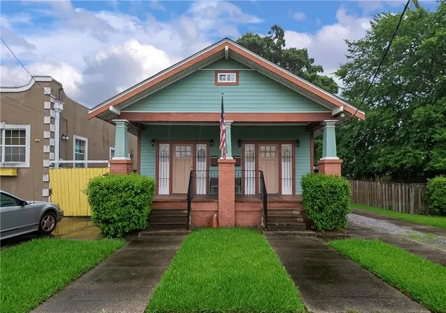 2nd image of 2715 Acacia St, New Orleans, LA 70122 | MLS# 2564775