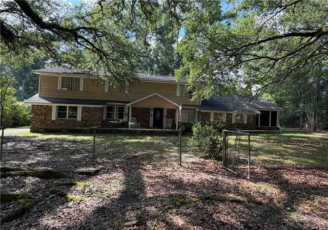 Homes for sale in Lumberton, MS | 36 Gulf Camp Cir, Lumberton, MS 39455 | MLS# 2560925