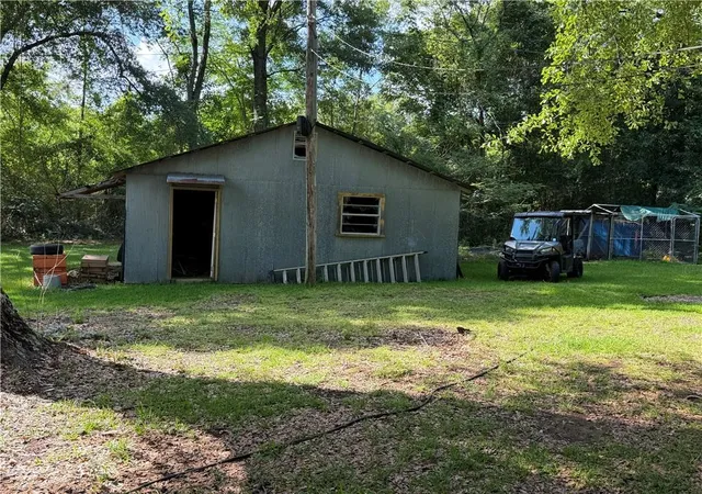 3rd image of 36 Gulf Camp Cir, Lumberton, MS 39455 | MLS# 2560925