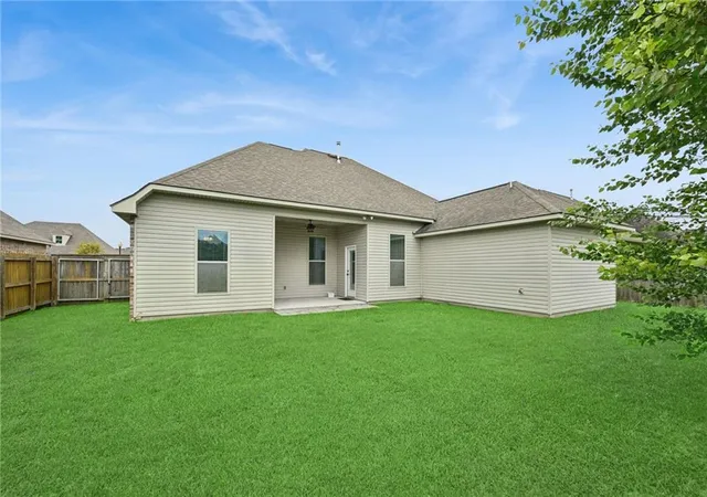 Homes for sale in Ponchatoula, LA | 42157 Wood Ave, Ponchatoula, LA 70454 | MLS# 2564817