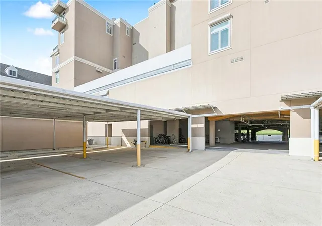 18th image of 400 Metairie Hammond Hwy #5E, Metairie, LA 70005 | MLS# 2564828