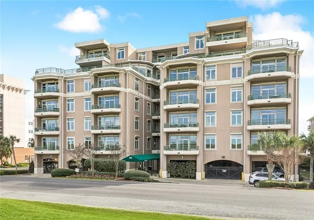 1st image of 400 Metairie Hammond Hwy #5E, Metairie, LA 70005 | MLS# 2564828