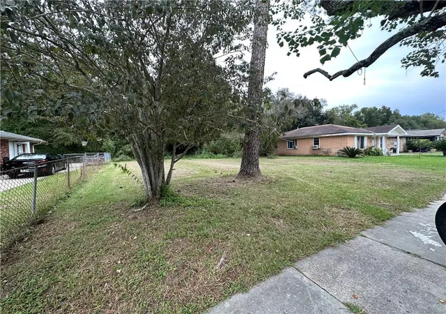 Homes for sale in St. Bernard, LA | 1721 Heights Dr, St. Bernard, LA 70085 | MLS# 2564841