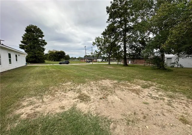 Homes for sale in St. Bernard, LA | 1949 Sugar Mill Dr, St. Bernard, LA 70085 | MLS# 2564894
