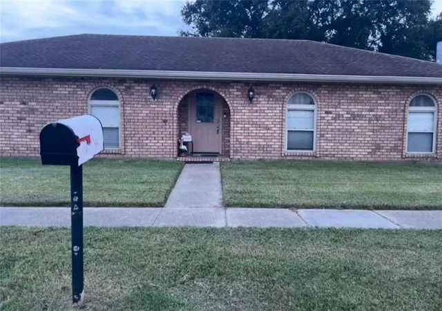 1st image of 2713 Legend Dr, Meraux, LA 70075 | MLS# 2564617