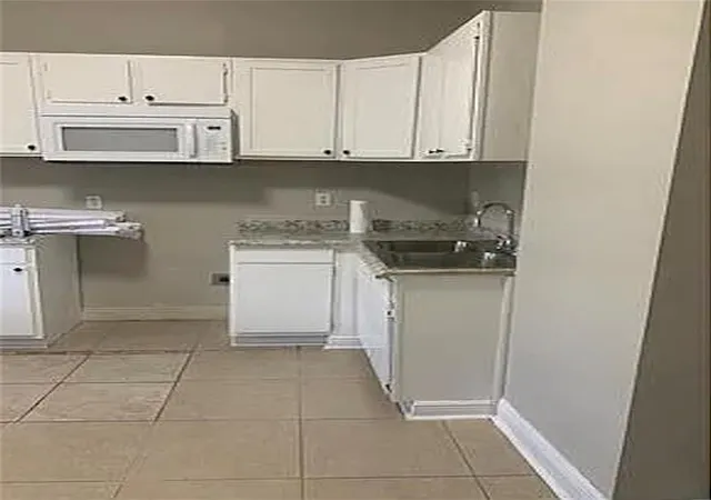 Homes for sale in New Orleans, LA | 1941 Port St, New Orleans, LA 70117 | MLS# 2564922