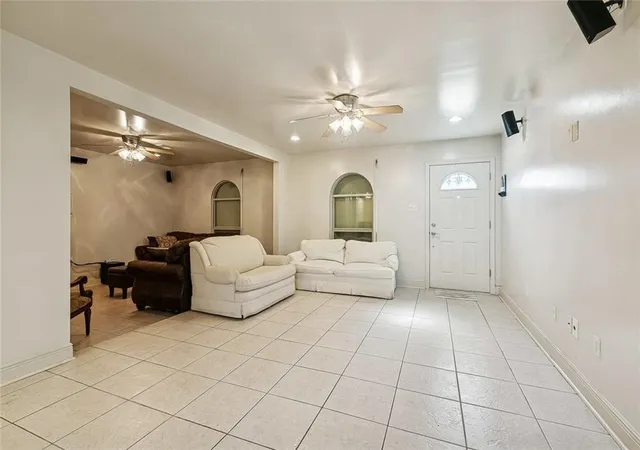 2nd image of 2524 Cora Ann St, Violet, LA 70092 | MLS# 2564989
