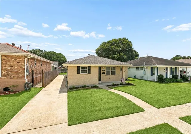 Photo 1 of Single family home for sale at 1317 Wisteria St, Metairie, LA 70005 | MLS# 2564998 | Listing updated on 2026-08-02