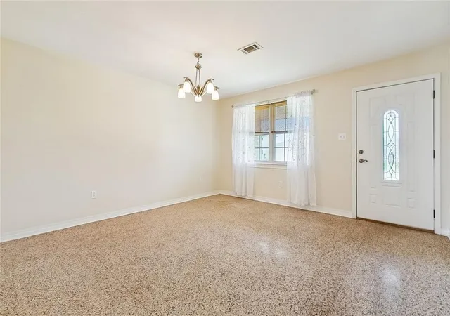 Photo 3 of Single family home for sale at 1317 Wisteria St, Metairie, LA 70005 | MLS# 2564998 | Listing updated on 2026-08-02
