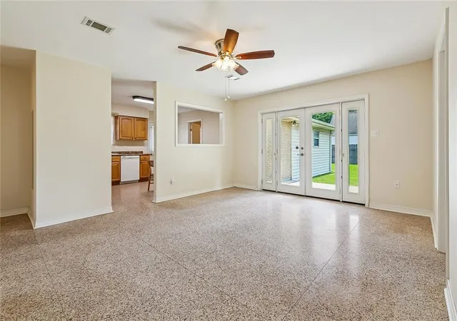 Photo 4 of Single family home for sale at 1317 Wisteria St, Metairie, LA 70005 | MLS# 2564998 | Listing updated on 2026-08-02