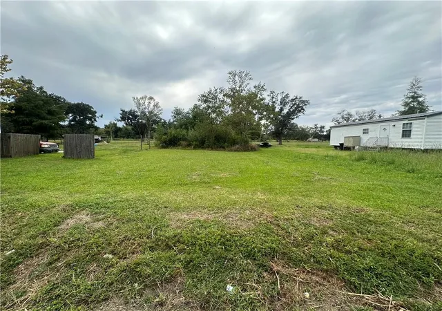 Homes for sale in St. Bernard, LA | 1608 Linda Lou Dr, St. Bernard, LA 70085 | MLS# 2565014