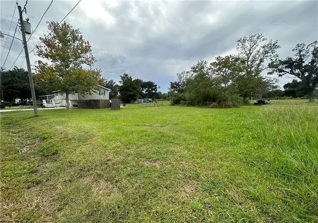 Homes for sale in St. Bernard, LA | 1608 Linda Lou Dr, St. Bernard, LA 70085 | MLS# 2565014
