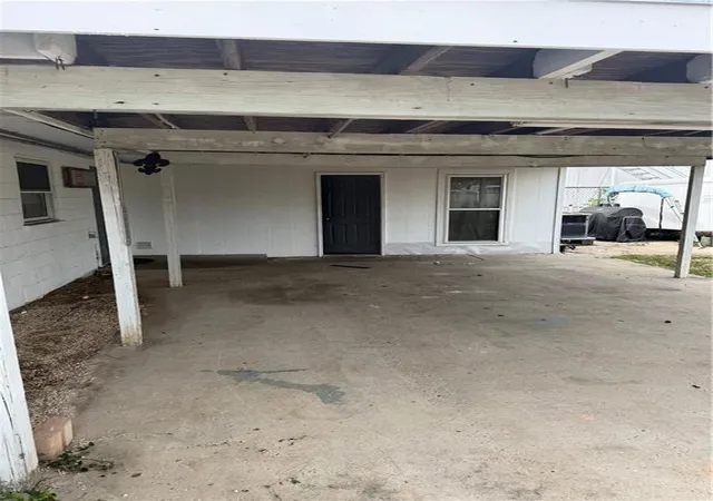 Homes for sale in Marrero, LA | 421 Garden Rd, Marrero, LA 70072 | MLS# 2564207