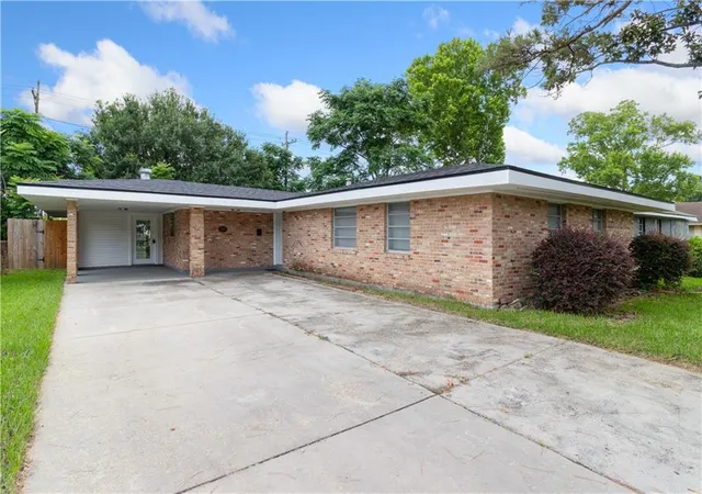 1st image of 3345 Sommerset Dr, New Orleans, LA 70131 | MLS# 2564286