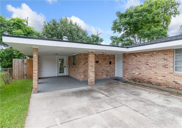 2nd image of 3345 Sommerset Dr, New Orleans, LA 70131 | MLS# 2564286