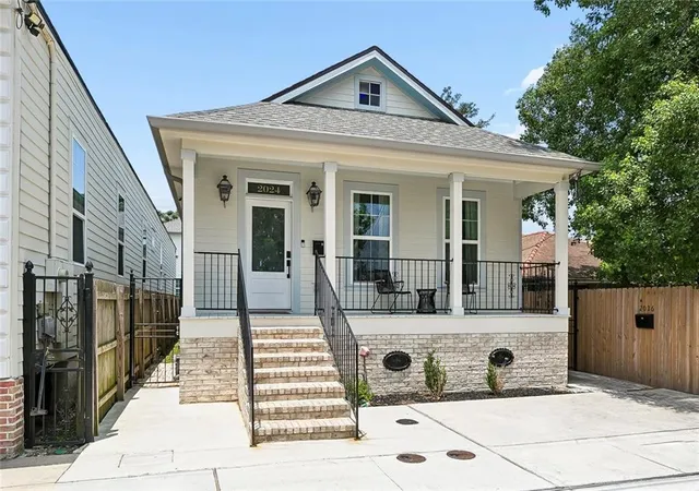 2nd image of 2024 26 Mandeville St, New Orleans, LA 70117 | MLS# 2565044
