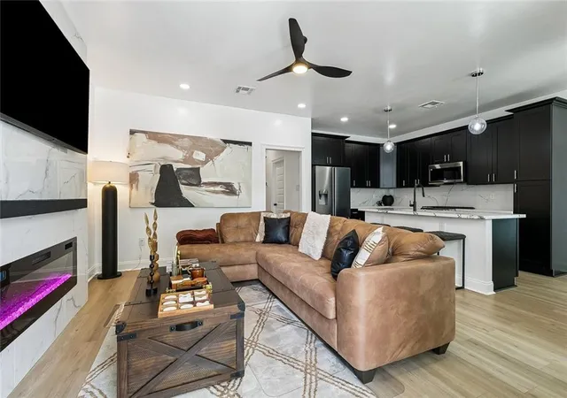 4th image of 2024 26 Mandeville St, New Orleans, LA 70117 | MLS# 2565044