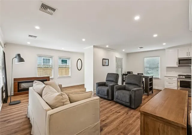 Photo 2 of Single family home for sale at 555 Honore Dr, New Orleans, LA 70121 | MLS# 2565090 | Listing updated on 2026-07-15