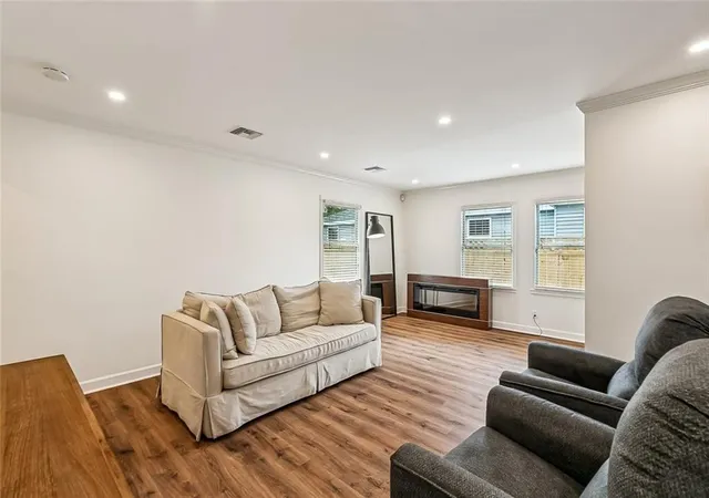 Photo 3 of Single family home for sale at 555 Honore Dr, New Orleans, LA 70121 | MLS# 2565090 | Listing updated on 2026-07-15
