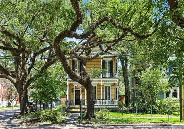 Photo 1 of Sale Pending at 1537 S Carrollton Ave, New Orleans, LA 70118 | MLS# 2565091 | Listing updated on 2026-08-26