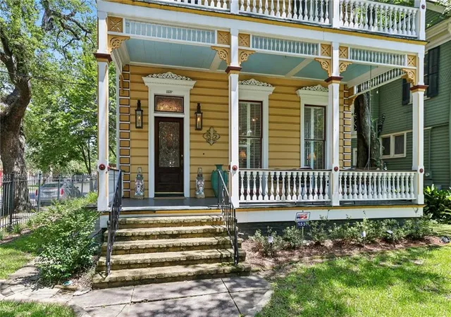 Photo 3 of Sale Pending at 1537 S Carrollton Ave, New Orleans, LA 70118 | MLS# 2565091 | Listing updated on 2026-08-26