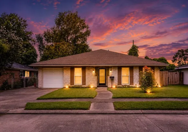 1st image of 3219 Huntlee Dr, New Orleans, LA 70131 | MLS# 2564235