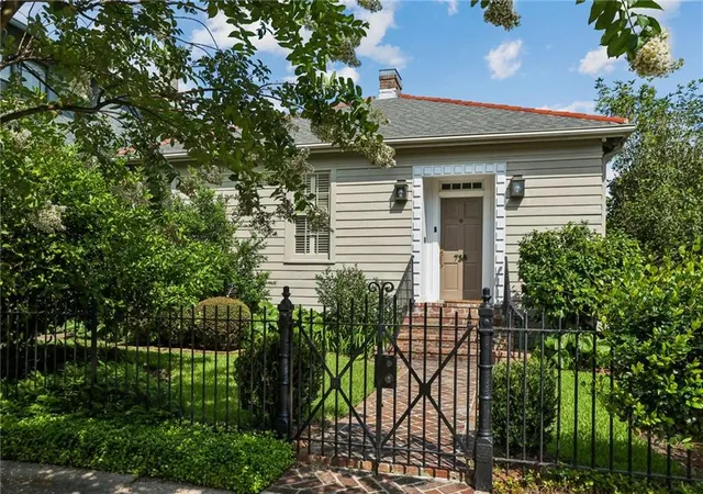 1st image of 738 Pine St, New Orleans, LA 70118 | MLS# 2565136