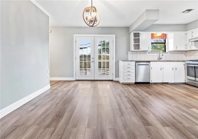 Homes for sale in Metairie, LA | 5805 Morton St, Metairie, LA 70003 | MLS# 2559358