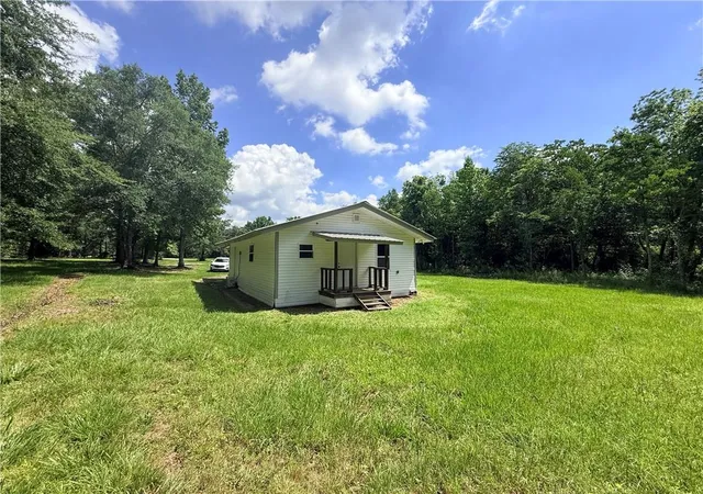 Homes for sale in Franklinton, LA | 2464 Greenlaw Ave, Franklinton, LA 70438 | MLS# 2564242