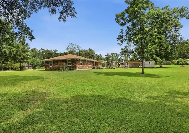 Homes for sale in Ponchatoula, LA | 39329 Old Sawmill Rd, Ponchatoula, LA 70454 | MLS# 2565218