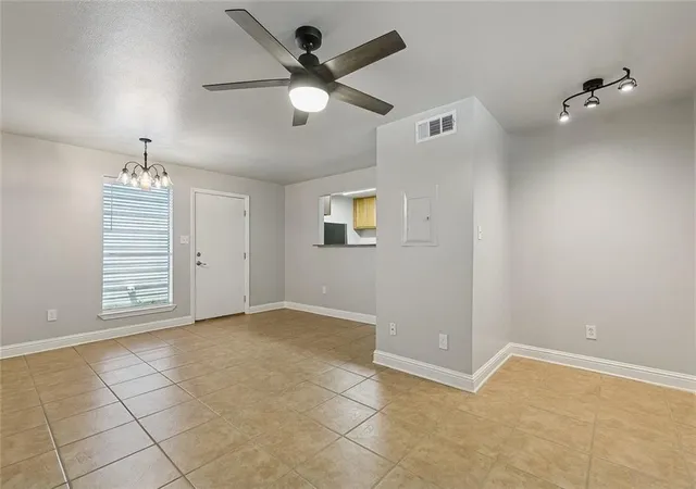 3rd image of 318 Lake Marina Dr #115, New Orleans, LA 70124 | MLS# 2562297