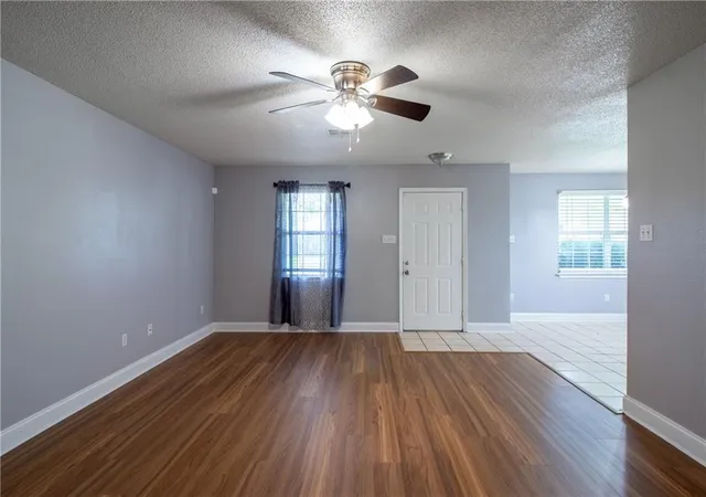 Homes for sale in La Place, LA | 2112 Tiffany Dr, La Place, LA 70068 | MLS# 2565238