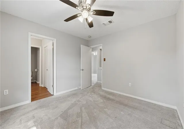 2nd image of 307 Cedarwood Dr, Mandeville, LA 70471