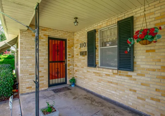 Homes for sale in Metairie, LA | 1101 N Sibley St, Metairie, LA 70003 | MLS# 2565237