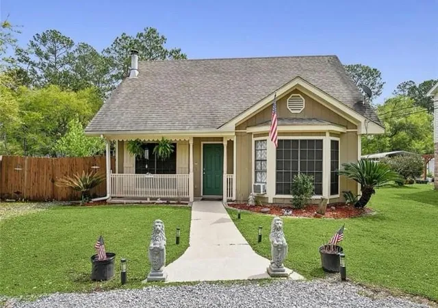 Photo 1 of Single family home for sale at 122 Morrow Dr, Slidell, LA 70461 | MLS# 2565330 | Listing updated on 2026-10-07